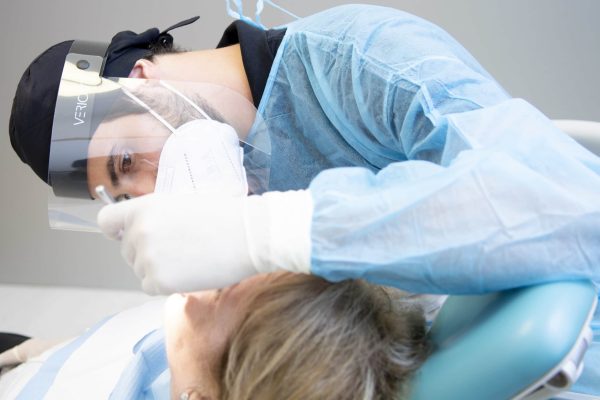 Implantes dentales precio
